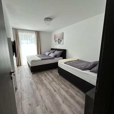 Villa Bauhaus Dream Deluxe T Siofok Ngoại thất bức ảnh